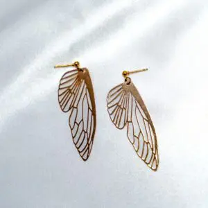 Elegant earrings inspired by nature